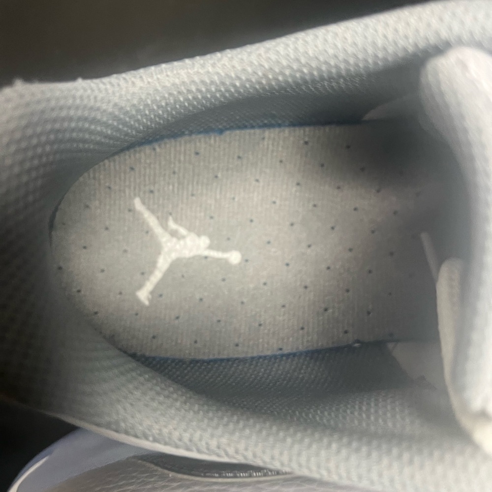 Jordan 11 CMFT - Picture 6 of 7